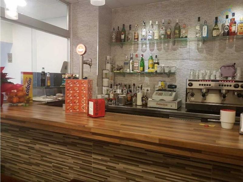 Foto 27732a41-0295-4313-9e69-06124666245b. Traspàs local comercial amb calefacció a La Nova Esquerra de l´Eixample Barcelona