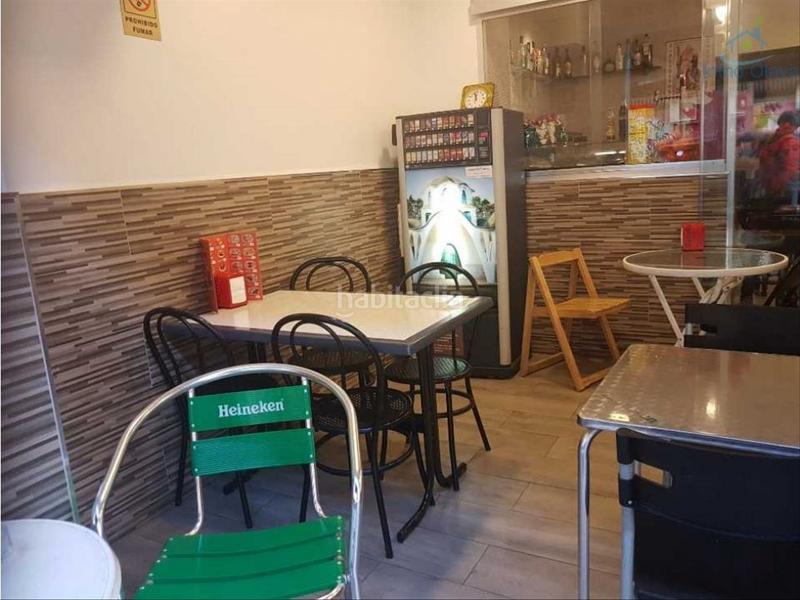 Foto b7970040-eb83-4b59-b4f2-3b2156573d72. Traspàs local comercial amb calefacció a La Nova Esquerra de l´Eixample Barcelona