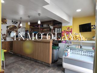 Traspàs Local Comercial a La Gavarra. Traspaso bar restaurante con salida de humos y terraza en cornel