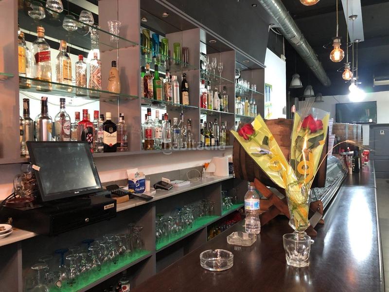 Foto 6944dd69-d075-4acb-8263-2fcb9e8eb3e7. Traspàs local comercial amb calefacció a Hostafrancs Barcelona