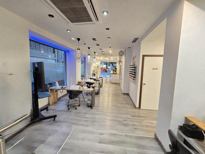 Foto fc34d0e6-a770-427d-aac1-e7ba8c2ee74c. Traspàs local comercial amb calefacció a Sant Gervasi - Galvany Barcelona