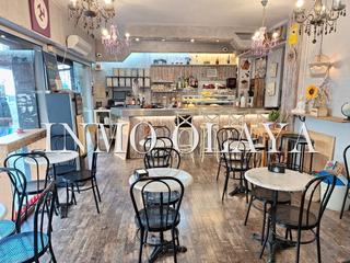 Pas-de-porte Local commercial à Poblenou. Traspaso bar cafetería con terraza en poblenou