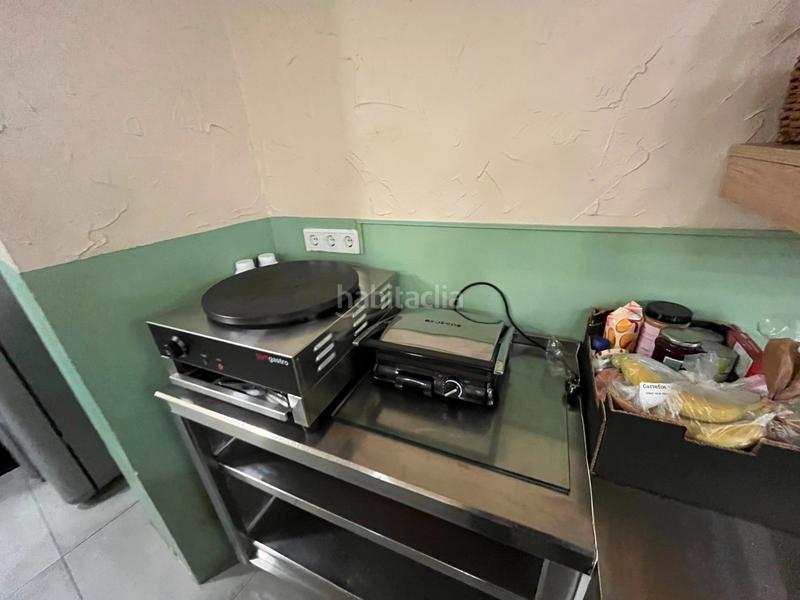 Foto a80a741d-5adb-47dc-a9fa-3a40b1a18b10. Pas-de-porte local commercial avec chauffage dans Provençals del Poblenou Barcelona