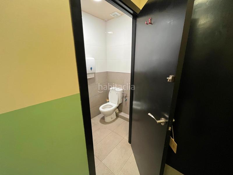 Foto ed7440d4-a7e0-42aa-818d-01272fcead92. Pas-de-porte local commercial avec chauffage dans Provençals del Poblenou Barcelona