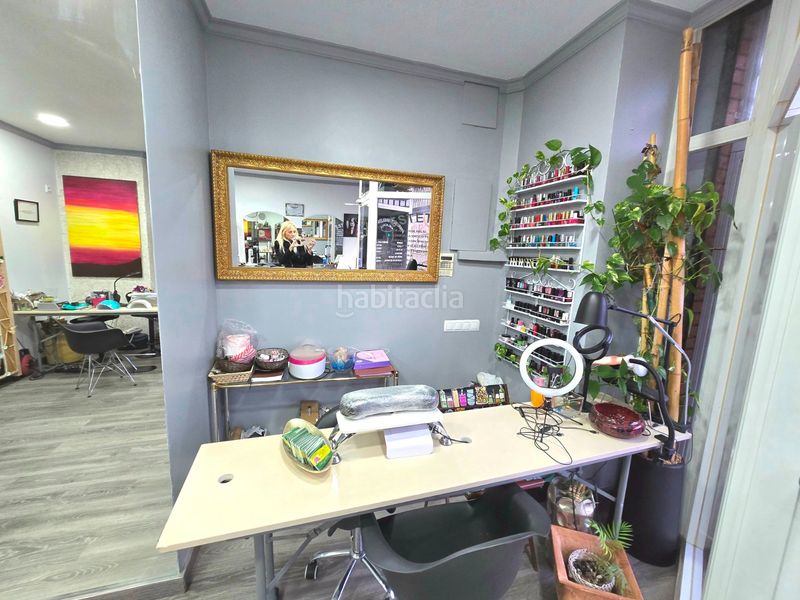 Foto d2652325-1336-4eb0-b6c2-2326b6a2e31d. Local comercial a Provençals del Poblenou Barcelona