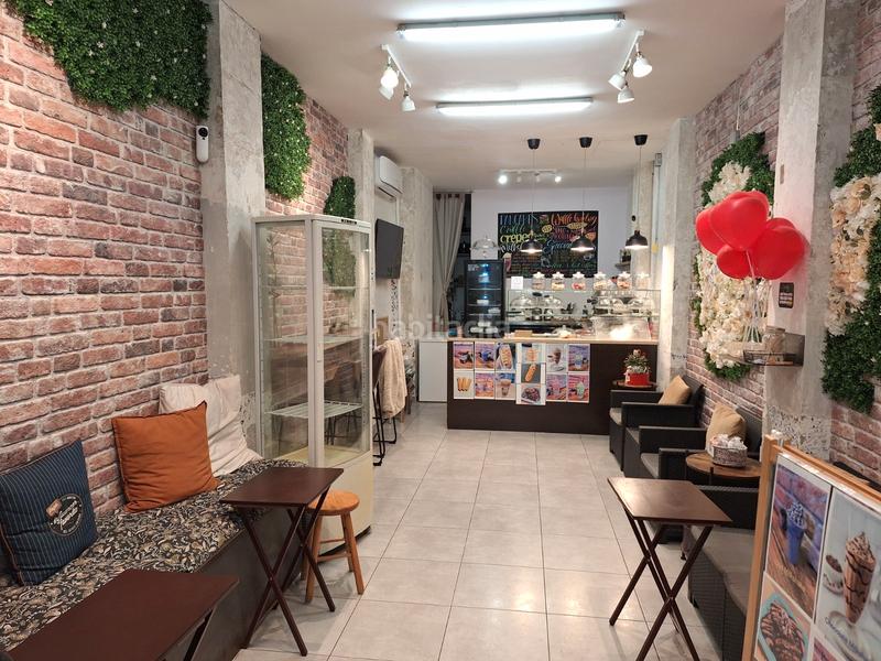 Foto f78745fc-e44e-4a4a-84c7-0a5b56997cd3. Trapasso locale commerciale in La Nova Esquerra de l´Eixample Barcelona