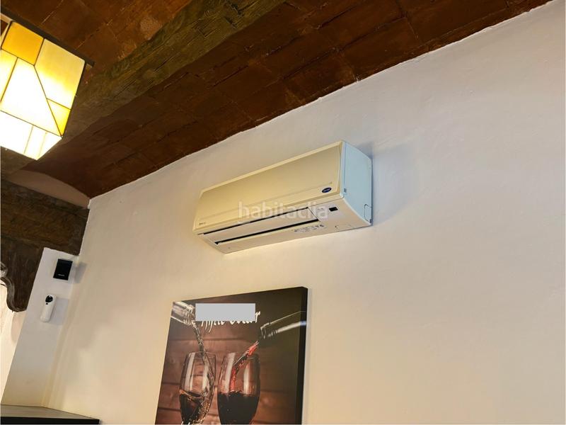 Foto 79b9b95b-e387-41b3-99b8-a6d70953724f. Transfer business premise with heating in La Gavarra Cornellà de Llobregat