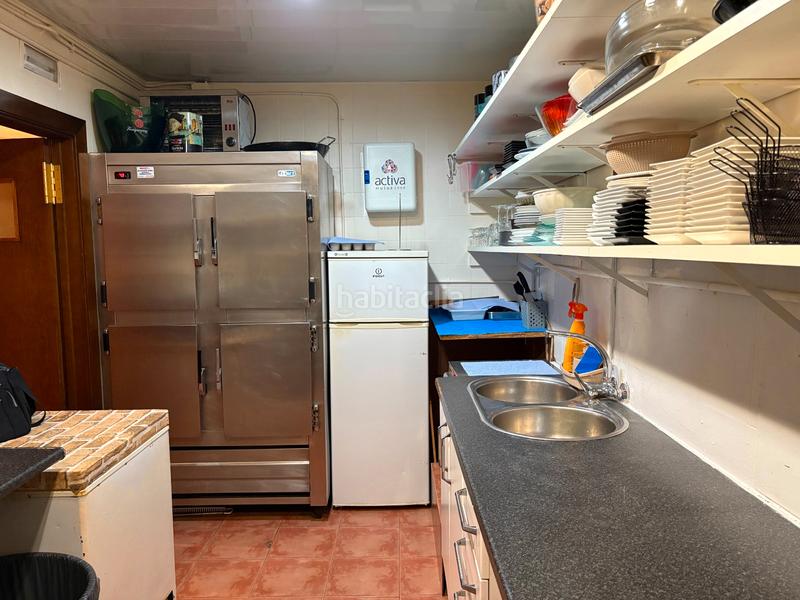 Foto 8ae9e9fa-285a-4777-b3c0-0b9390662385. Umzug geschäftsraum mit heizung in La Gavarra Cornellà de Llobregat