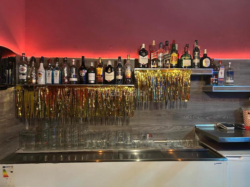 Foto c1cffaf2-bb04-41ff-baeb-263cd2560434. Traspaso local comercial traspaso de bar con terraza en Sabadell