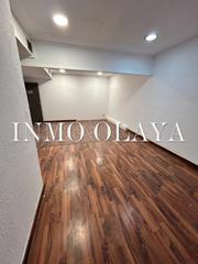 Alquiler Local Comercial en Centre. Alquiler local comercial en el centro de castelldefels