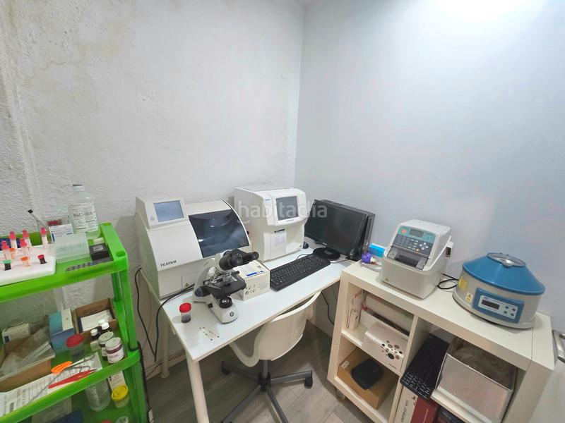 Foto 97a20393-97c4-440f-b338-b387e27a6389. Traspaso local comercial traspaso clínica veterinaria en sagrada família en Barcelona