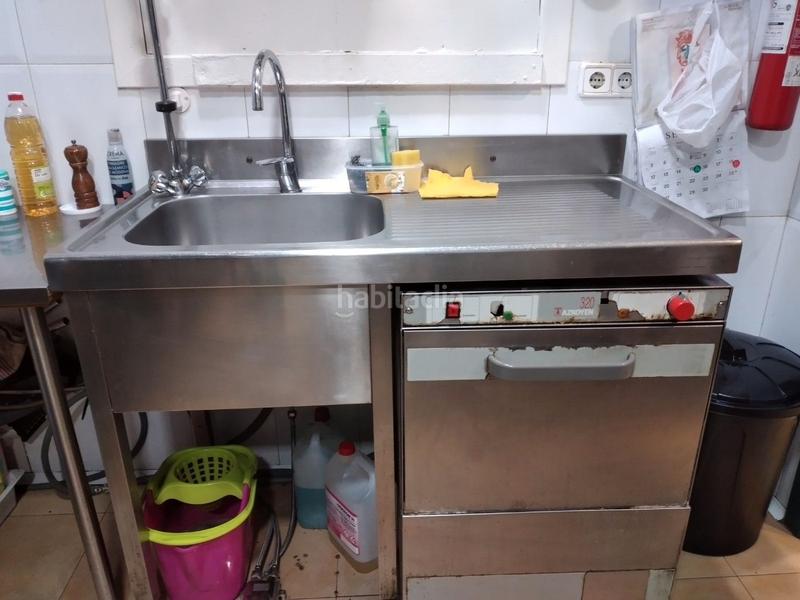 Foto ab754794-2ba4-4f2d-b3f7-f35e54f7d96c. Traspaso local comercial traspaso restaurante c3 en Barcelona