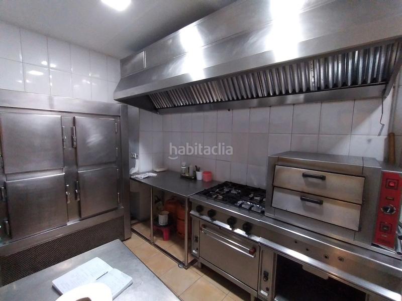 Foto e7bb37e3-3858-4df2-9f8c-eff673abc764. Traspaso local comercial traspaso restaurante c3 en Barcelona