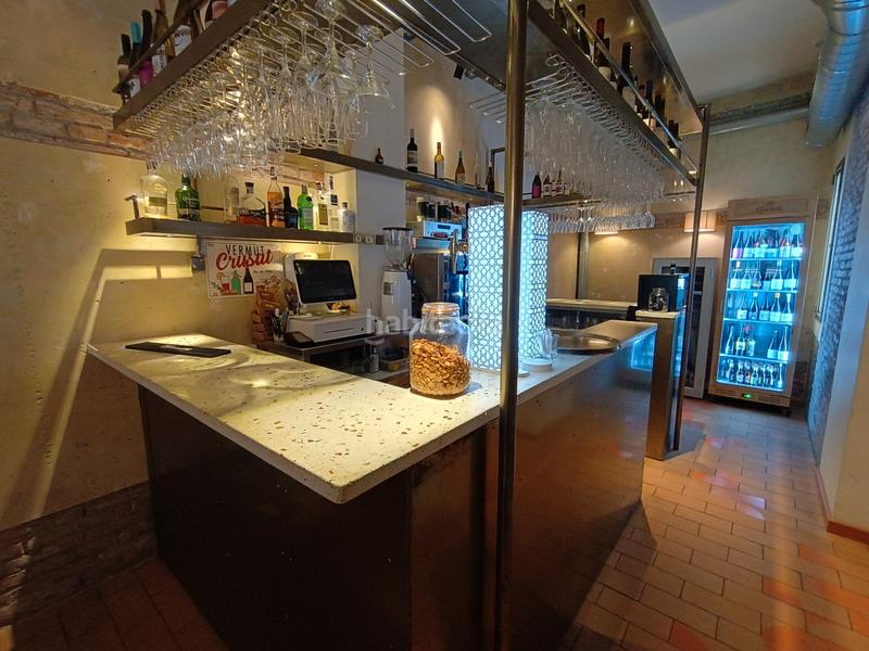 Foto 85fcf8e6-61d4-4678-9ed3-83d011a10be6. Traspaso local comercial traspaso de restaurante en gracia en Barcelona