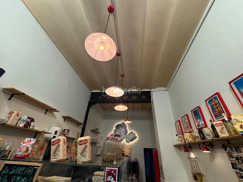 Foto 8dd1ab18-bee2-474a-9b69-27955682264f. Trapasso locale commerciale in Sant Antoni Barcelona