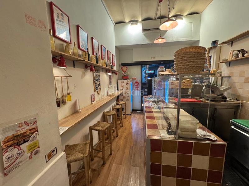 Foto ef4660d4-695e-49bf-a549-83529069b644. Trapasso locale commerciale in Sant Antoni Barcelona