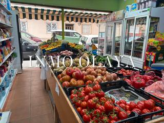 Transfer Business premise in Vila de Gràcia. Traspaso fruteria en sant boi de llobregat