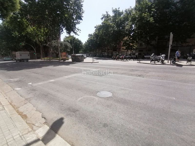 Foto ae75275e-8019-4711-a2b2-d018436f7d28. Local comercial a Llefià Badalona