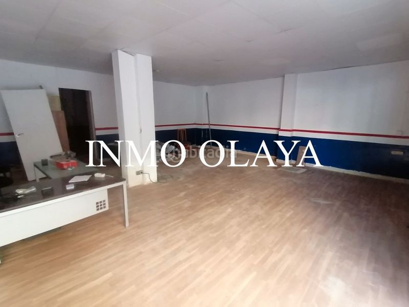 Foto e3ba5feb-f06c-4899-b5bd-04832829ad5d. Local comercial a Llefià Badalona