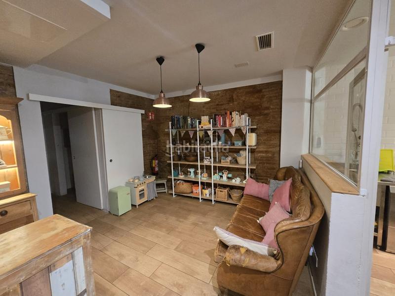 Foto 9017f018-81a3-4292-82a2-a7ddd098aeba. Pas-de-porte local commercial dans Poblenou Barcelona