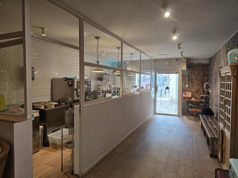 Foto 925ab0b2-e58a-4c22-9426-57d0054af436. Traspaso local comercial traspaso de pastelería con obrador en Poblenou en Barcelona