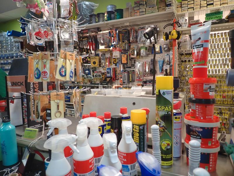 Foto 561d651d-5a72-4ceb-9cc2-436ce69063e4. Traspaso local comercial traspaso ferretería en Ciutat Cooperativa-Molí Nou Sant Boi de Llobregat