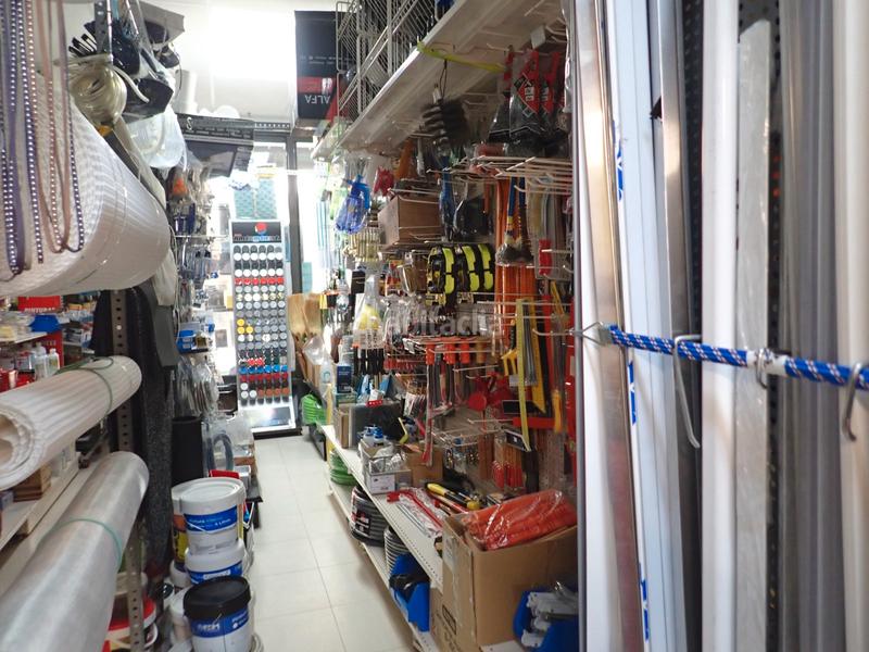 Foto 87619415-3a44-4612-a198-38ec0f94adc8. Traspaso local comercial traspaso ferretería en Ciutat Cooperativa-Molí Nou Sant Boi de Llobregat