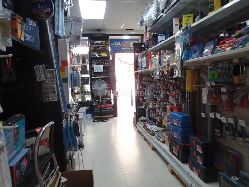 Foto b42d1f05-6f6f-496d-9b77-3c6180344c4b. Traspaso local comercial traspaso ferretería en Ciutat Cooperativa-Molí Nou Sant Boi de Llobregat