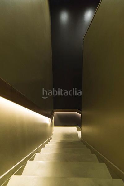 Foto fb9acdb8-6880-4bf3-965a-9e616c544ffb. Traspaso local comercial traspaso restaurante en Centre Badalona