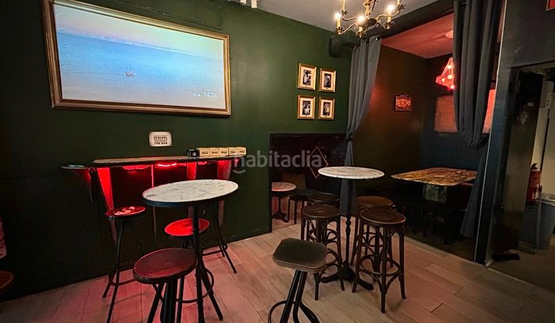 Foto 07f27a62-8131-44ac-8216-cbcc3d5a6019. Trapasso locale commerciale con riscaldamento in Raval Barcelona