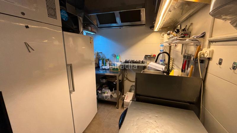 Foto 62199951-10a7-474c-8a34-97357f241828. Trapasso locale commerciale con riscaldamento in Raval Barcelona