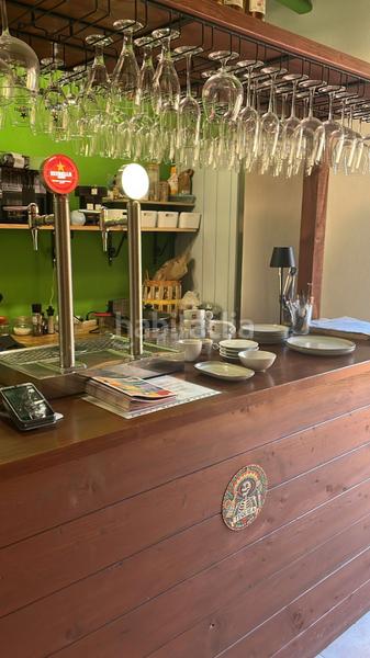 Foto 98c94881-e552-4cb9-b052-00aa0e5a60cc. Traspàs local comercial amb calefacció a Bisbal d´Empordà (La)