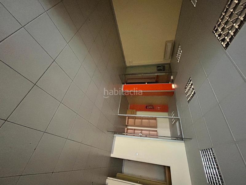 Foto 8598d6ca-76bb-4456-acb7-cbf40ed2a70d. Alquiler local comercial alquiler oficina en gavá en Gavà