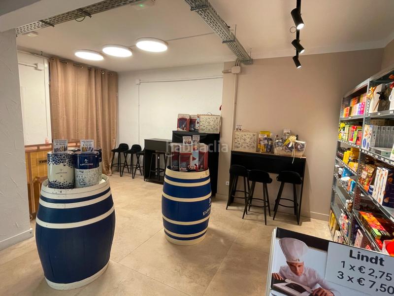 Foto 396c544e-3c04-4b6a-8abd-0bac657a7266. Trapasso locale commerciale in La Nova Esquerra de l´Eixample Barcelona