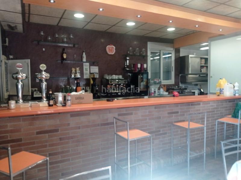 Foto 56818b49-fa8b-4d11-9be4-fc31345c4a53. Transfer business premise with heating in Centre Sabadell