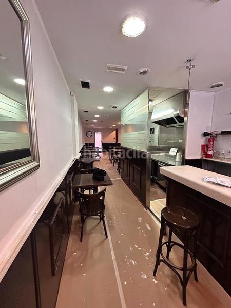 Foto 116e1510-84f2-4395-911b-9f3acf4fc30b. Traspaso local comercial traspaso de bar cafetería con salida de humos en Sant Boi de Llobregat