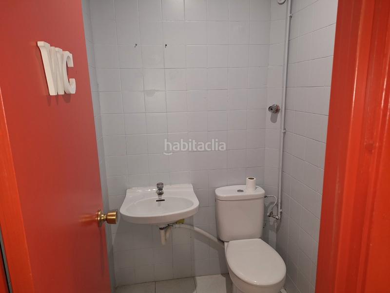 Foto c56507df-fec9-45ad-bd9a-2e10949cb14e. Pas-de-porte local commercial avec chauffage dans La Plana Esplugues de Llobregat