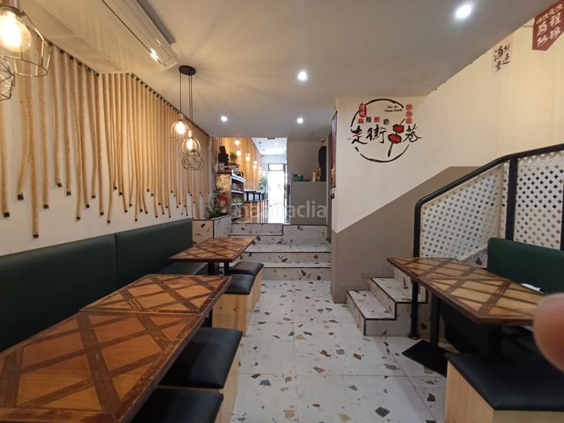 Foto c1eddd04-72ce-42cf-86be-aa702f49238d. Pas-de-porte local commercial avec chauffage dans Sant Antoni Barcelona