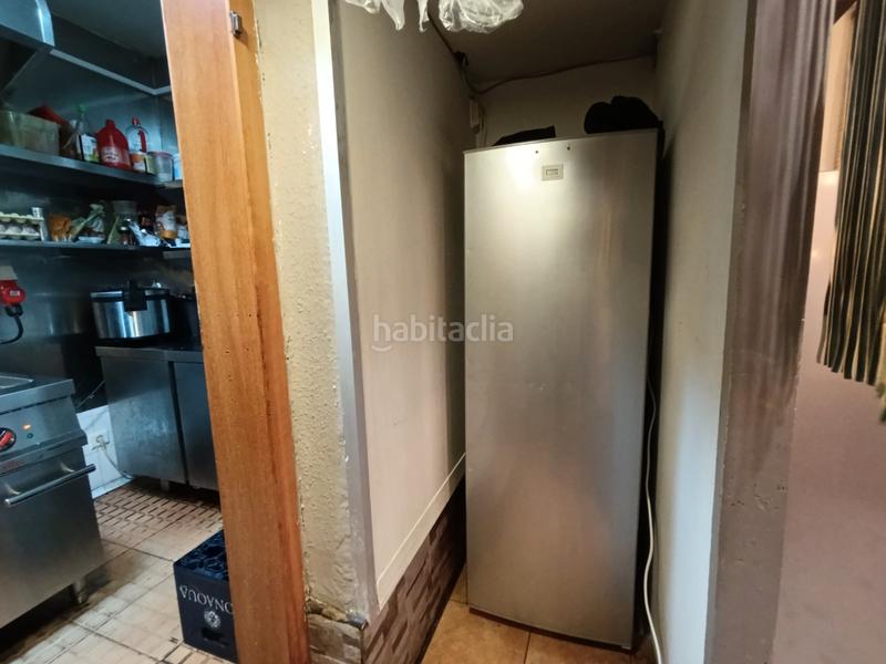 Foto e326fe2f-09c2-4fb8-9b92-21a11da5eb3f. Pas-de-porte local commercial avec chauffage dans Sant Antoni Barcelona