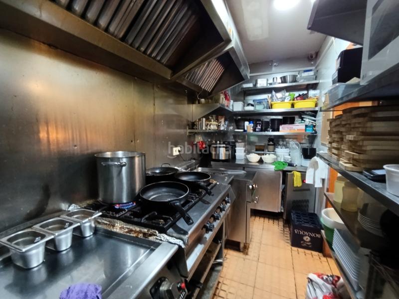 Foto f01050df-f5e1-423f-a477-1ed32e09cc1c. Traspaso local comercial traspaso de bar-restaurante (licencia c3 mixta) en barrio de st antoni, en Barcelona