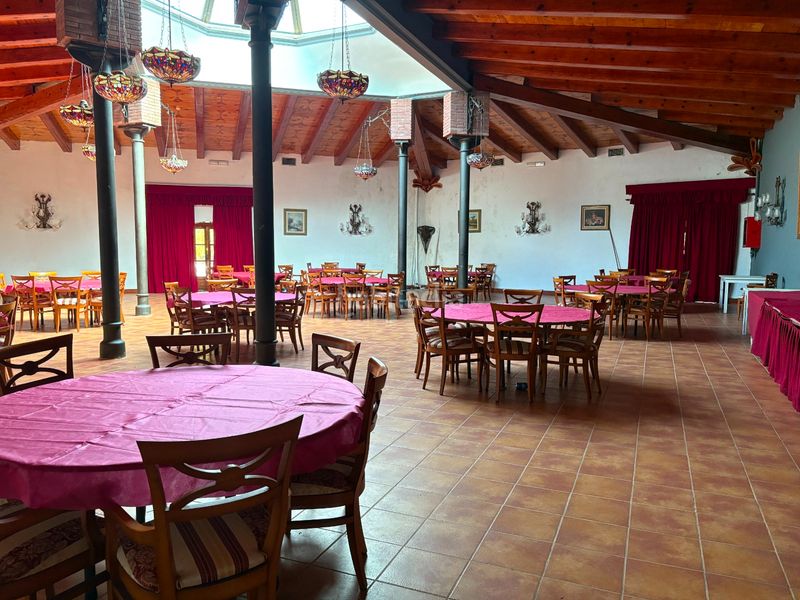 Foto 484b8b37-d22f-42c2-8c5e-86235d8e59d5. Local comercial venta de restaurante para banquetes y eventos en Vallirana
