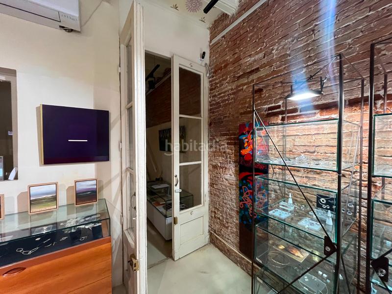 Foto 38673c96-9cb0-4ef0-b18e-3f5285b0eb40. Pas-de-porte local commercial dans Vila de Gràcia Barcelona