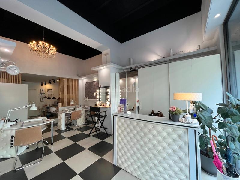 Foto d286f28b-3aa1-44f4-a039-f4f0bc018644. Traspaso local comercial traspaso centro de estética en sarrià-sant gervasi, en Barcelona
