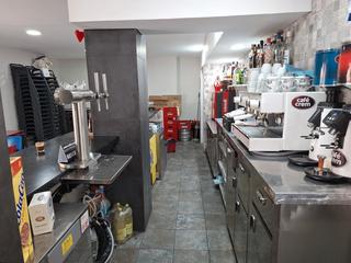 Transfer Business premise in Riera. Traspaso bar restaurante esquinero con terraza en cornellá de ll