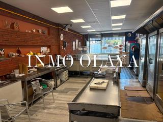 Transfer Business premise in Muntanyeta. Traspaso rotisería con licencia de comida para llevar en el cent