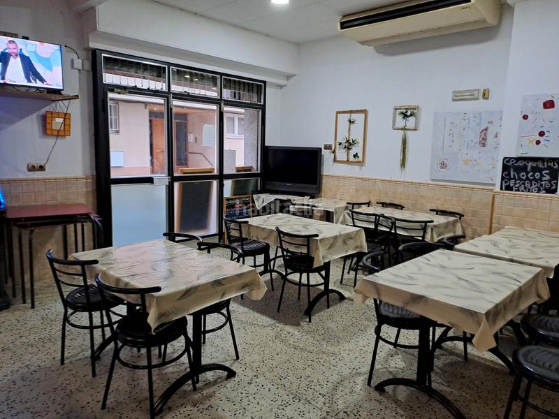 Foto 1952c4e7-0995-41db-96d4-2918fa9f5084. Traspaso local comercial traspaso de bar con terraza en Rubí