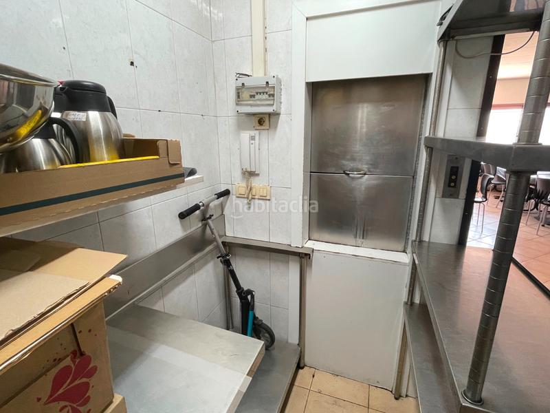 Foto c84f2edd-b961-435c-866f-5d507ff3f6fe. Pas-de-porte local commercial avec chauffage dans Granvia LH Hospitalet de Llobregat (L´)