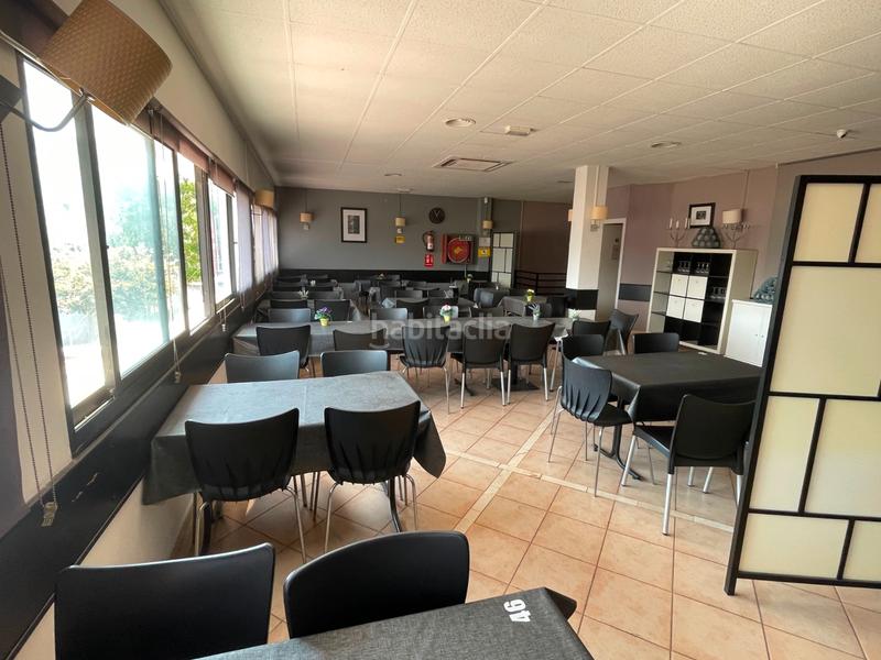 Foto b0ccb7f6-17e1-47b5-95fa-a0bdb7d27213. Transfer business premise with heating in Granvia LH Hospitalet de Llobregat (L´)