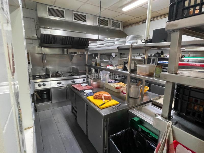 Foto b565bb1d-4b46-46f2-aa85-dcf97b54d3dd. Transfer business premise with heating in Granvia LH Hospitalet de Llobregat (L´)