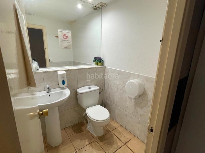 Foto 4757042c-c9a3-40d9-b91f-8442592daf95. Trapasso locale commerciale con riscaldamento in Granvia LH Hospitalet de Llobregat (L´)